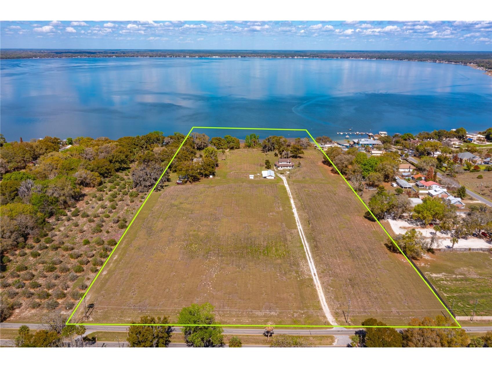 13311 SE Sunset Harbor Road Weirsdale FL 32195 - LAKE WEIR O6389544 image1