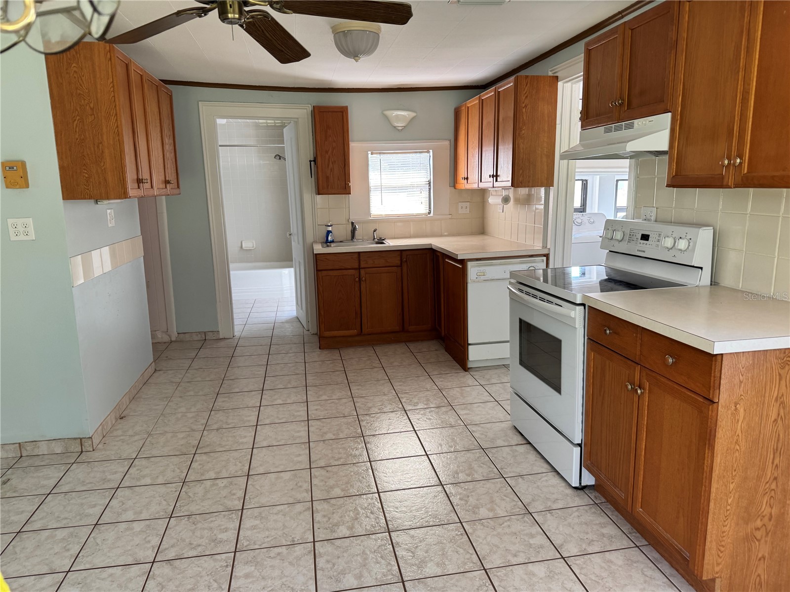 13311 SE Sunset Harbor Road Weirsdale FL 32195 - LAKE WEIR O6389544 image36