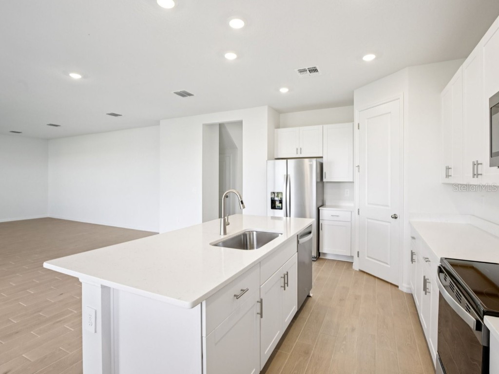 13311 Shellmore Avenue Palmetto FL 34221 O6328586 image13