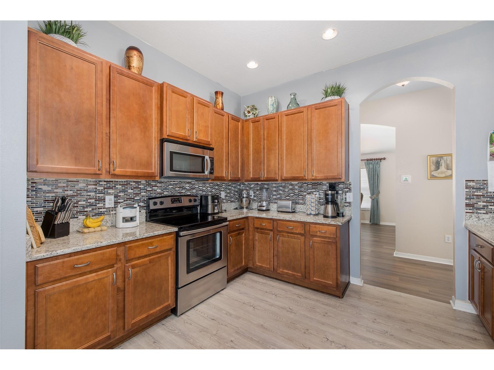 13312 Old Florida Circle Hudson FL 34669 W7886159 image9