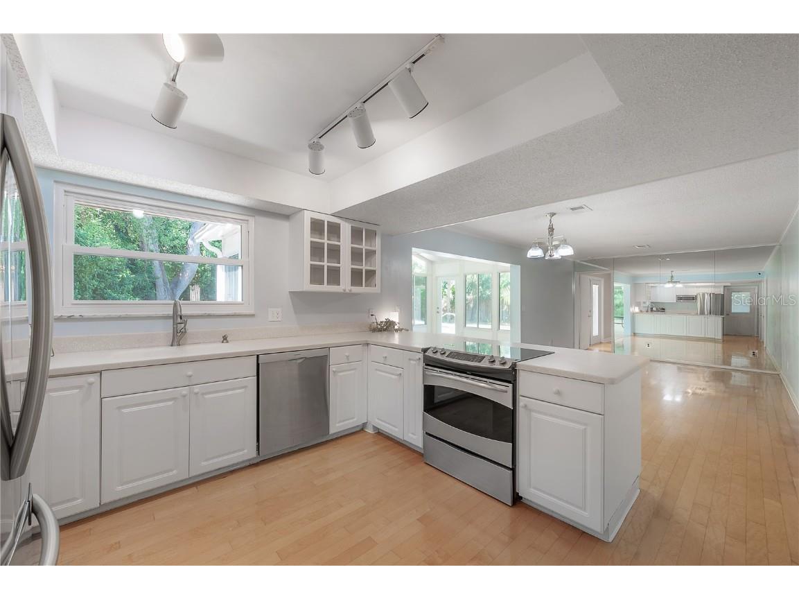 13313 Golf Crest Circle Tampa FL 33618 TB8420690 image28