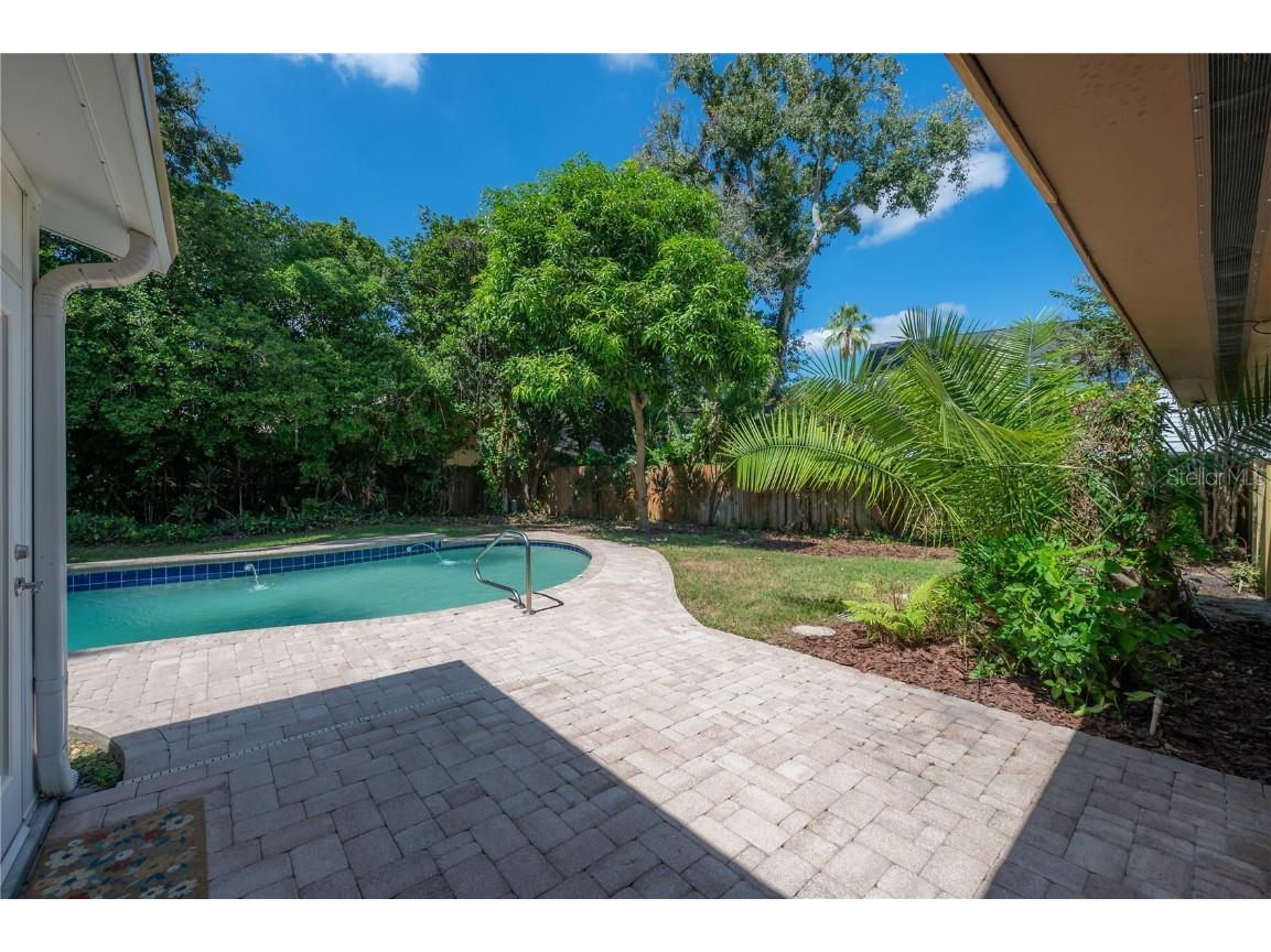 13313 Golf Crest Circle Tampa FL 33618 TB8420690 image6