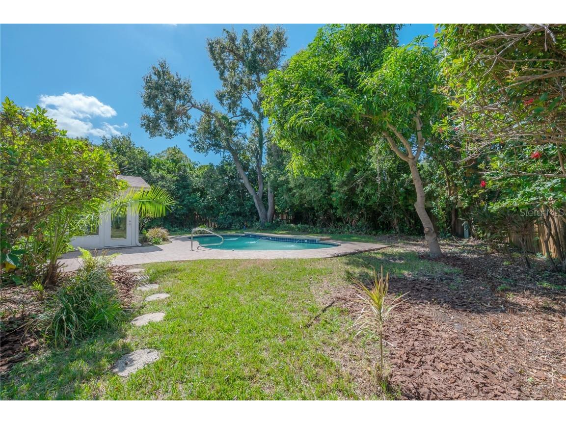 13313 Golf Crest Circle Tampa FL 33618 TB8420690 image8