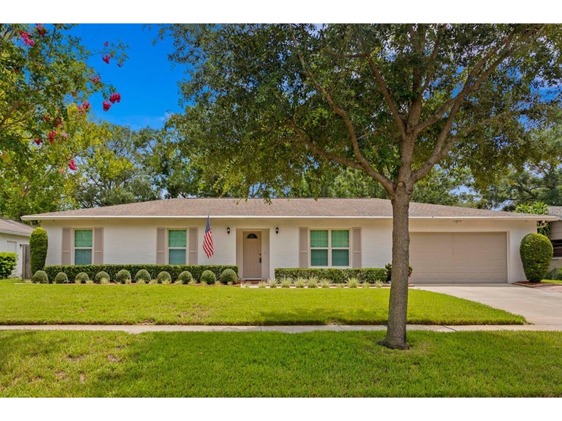 13313 Lake George Lane Tampa FL 33618 U8252096 image1