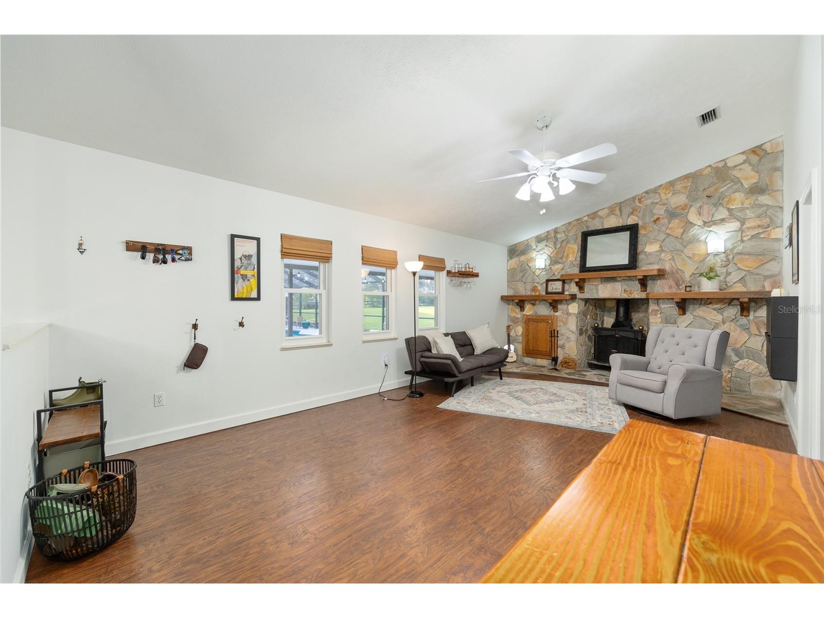 13315 NE 47th Avenue Anthony FL 32617 OM725726 image14