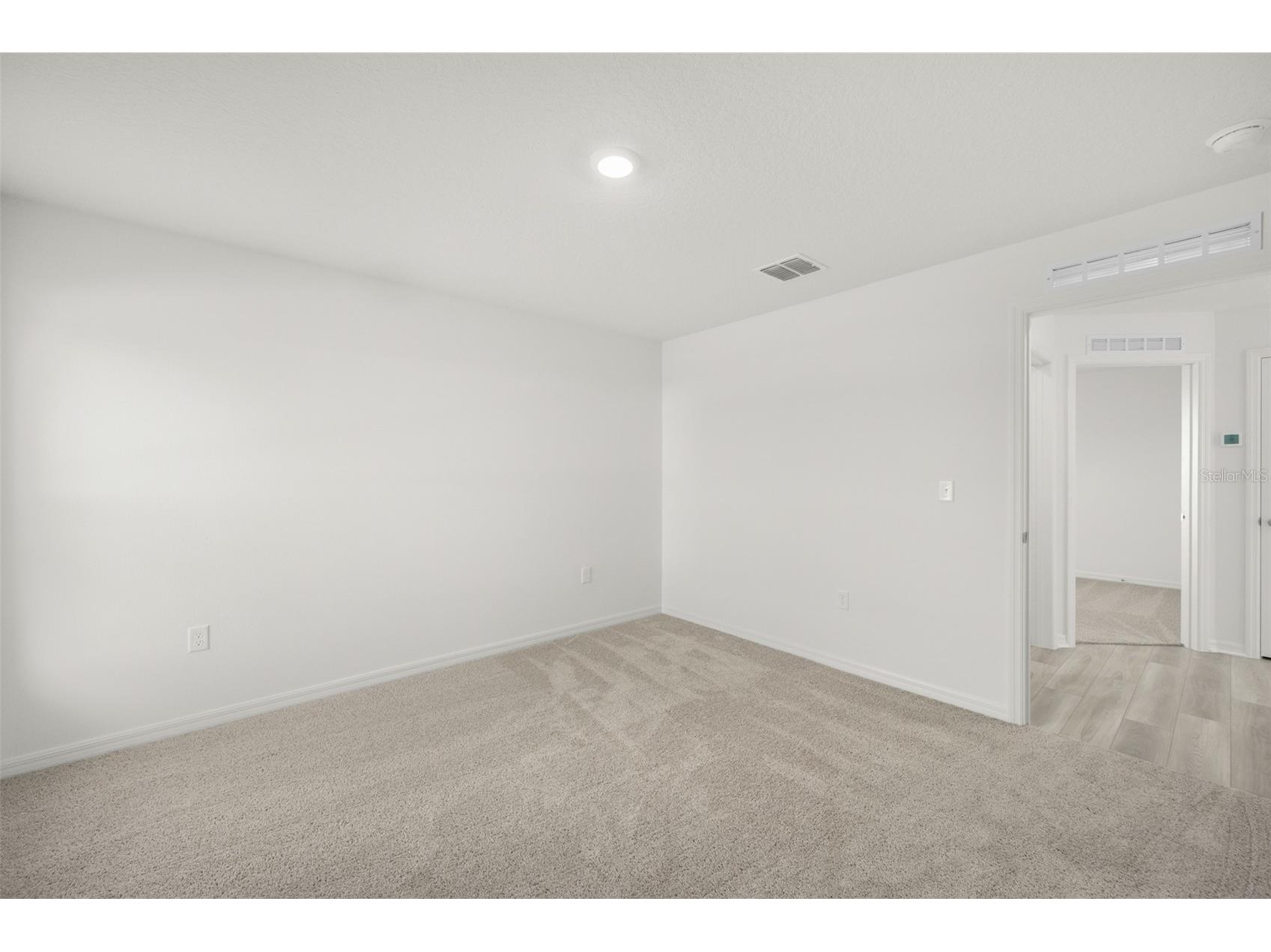 13316 Tula Loop Astatula FL 34705 TB8449637 image15