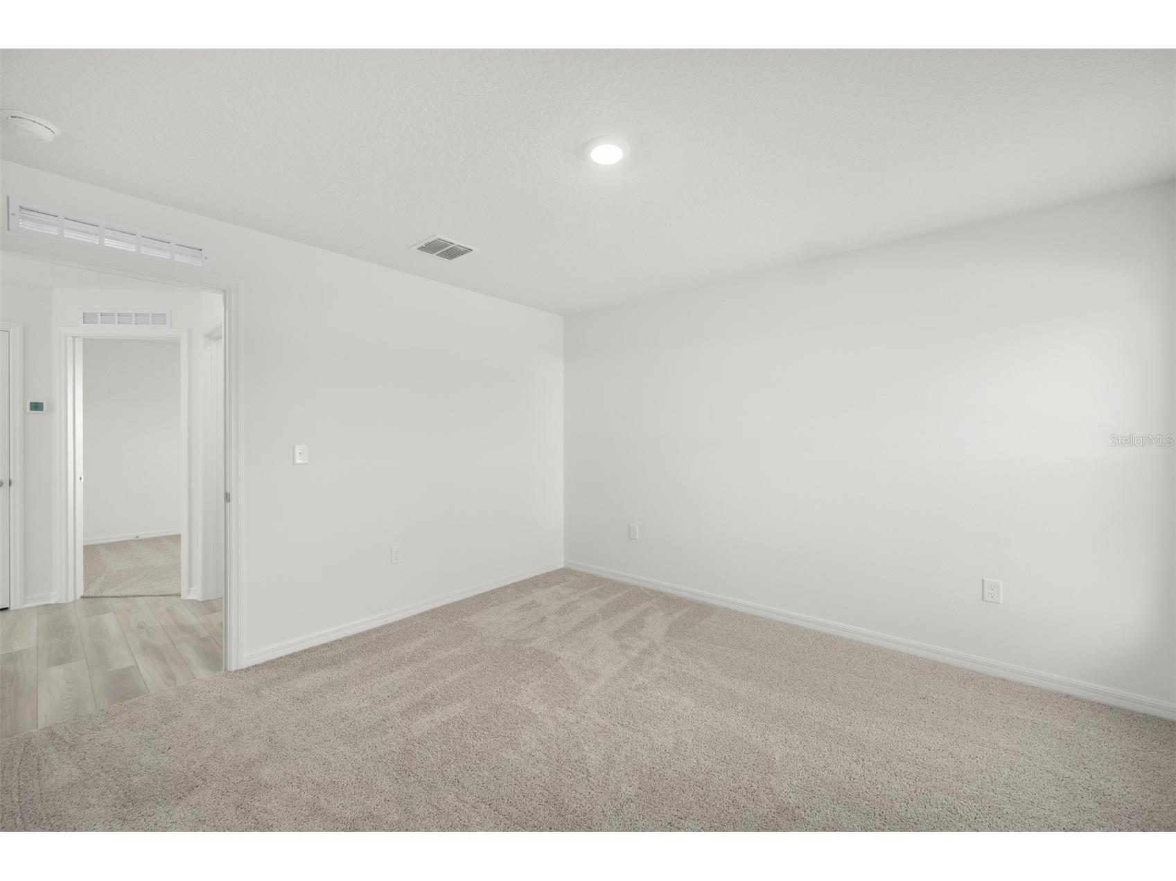 13319 Tula Loop Astatula FL 34705 TB8449632 image11