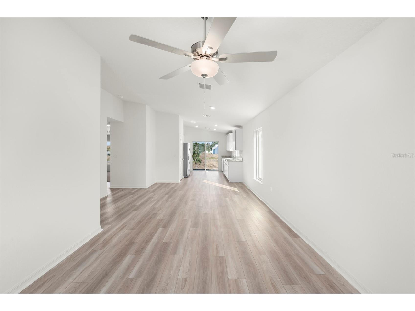 13319 Tula Loop Astatula FL 34705 TB8449632 image7