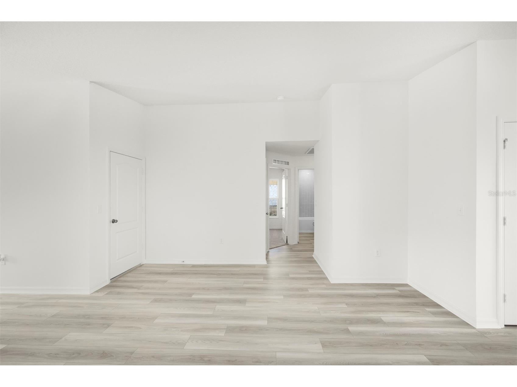 13319 Tula Loop Astatula FL 34705 TB8449632 image8