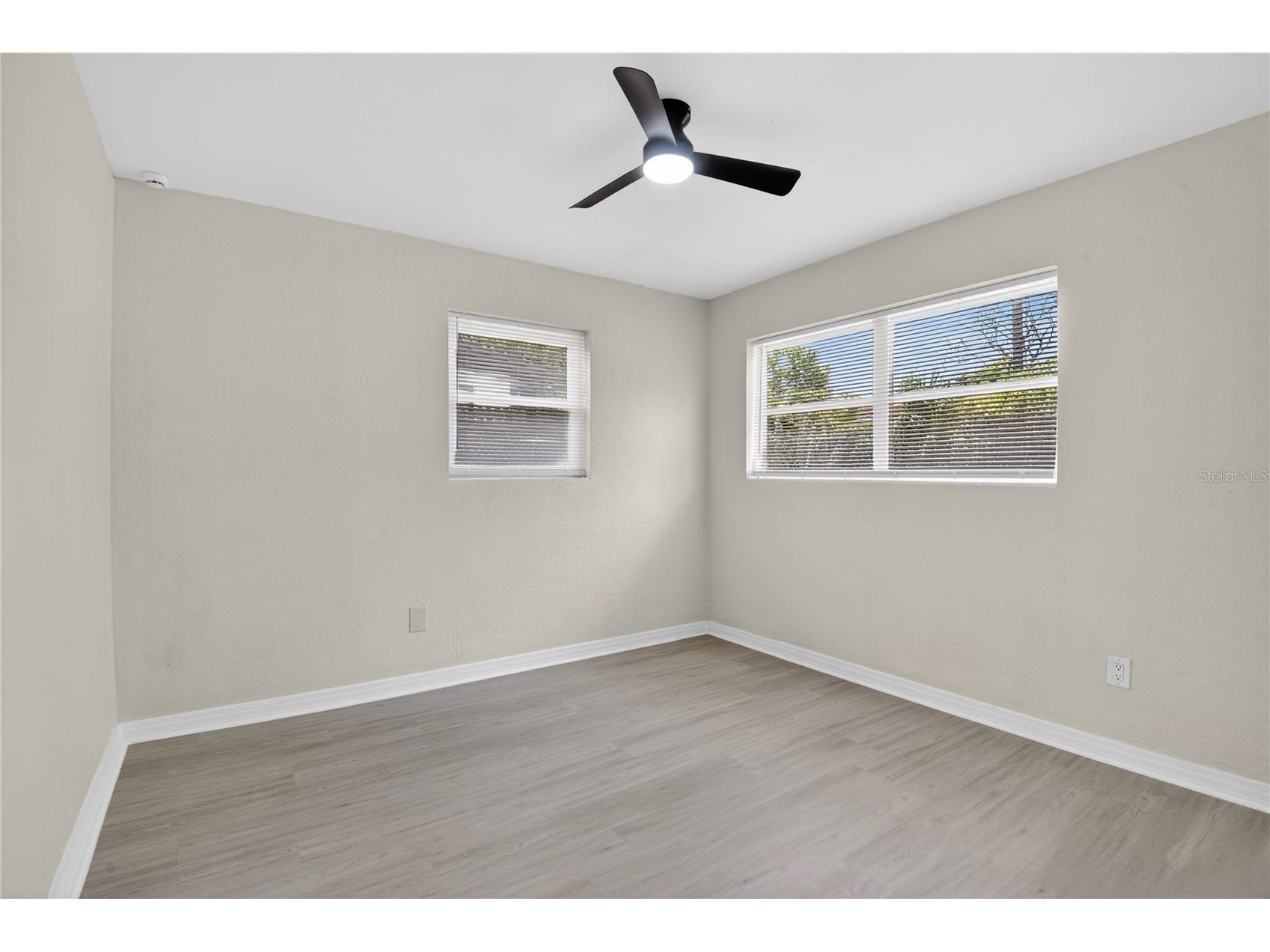 1332 Continental Drive Daytona Beach FL 32117 O6416361 image15