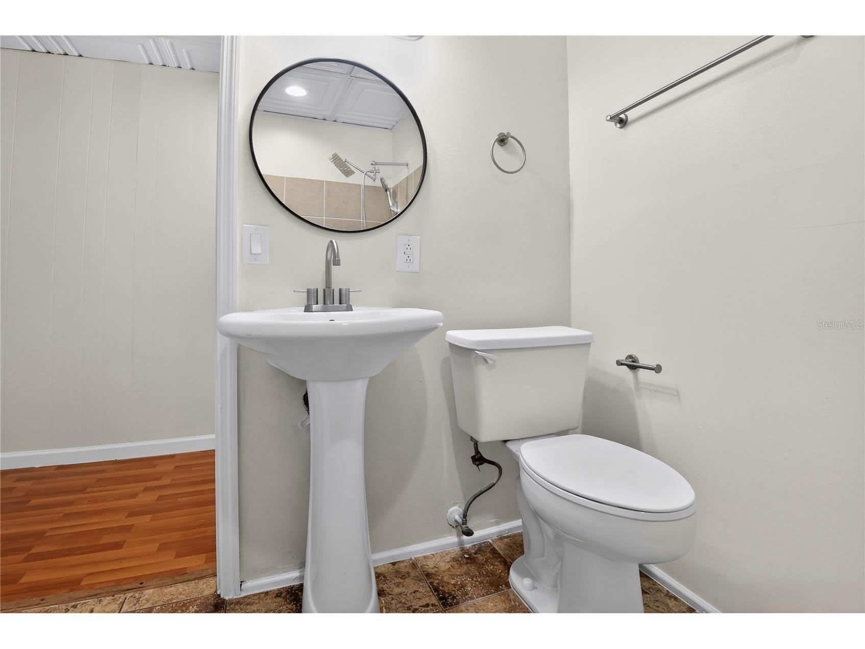 1332 Continental Drive Daytona Beach FL 32117 O6416361 image18