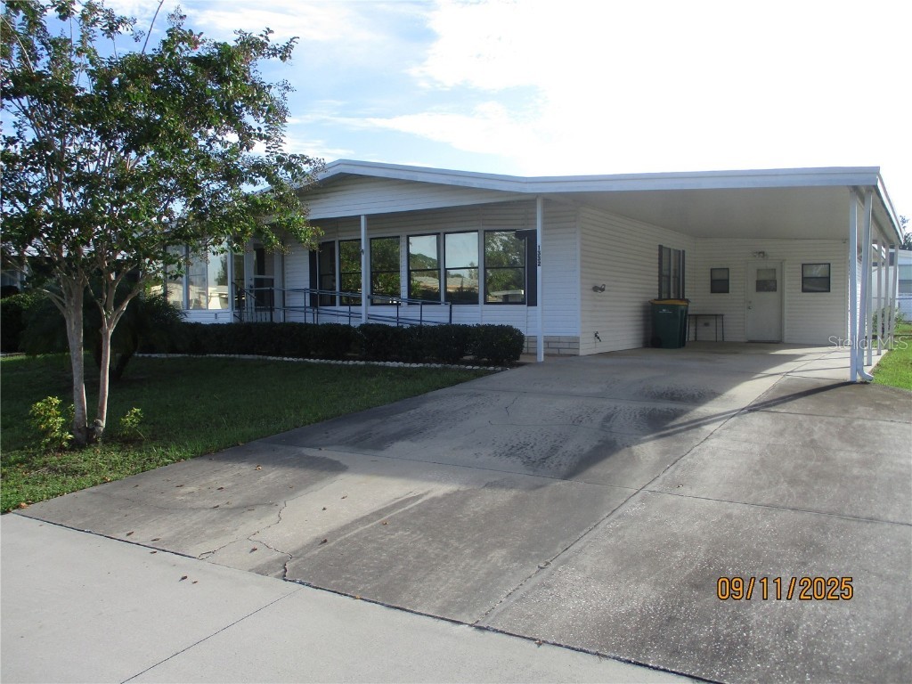1332 Nassau Circle Tavares FL 32778 G5101947 image1