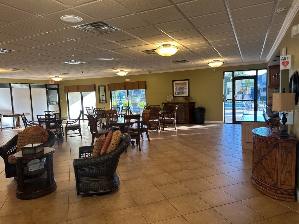 1332 Pasadena Avenue S #102 Saint Petersburg FL 33707 TB8422843 image30