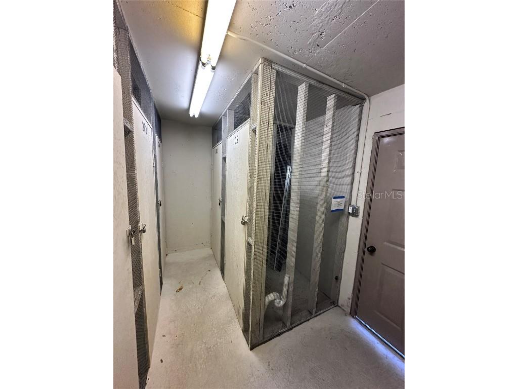 1332 Pasadena Avenue S #102 Saint Petersburg FL 33707 TB8422843 image32