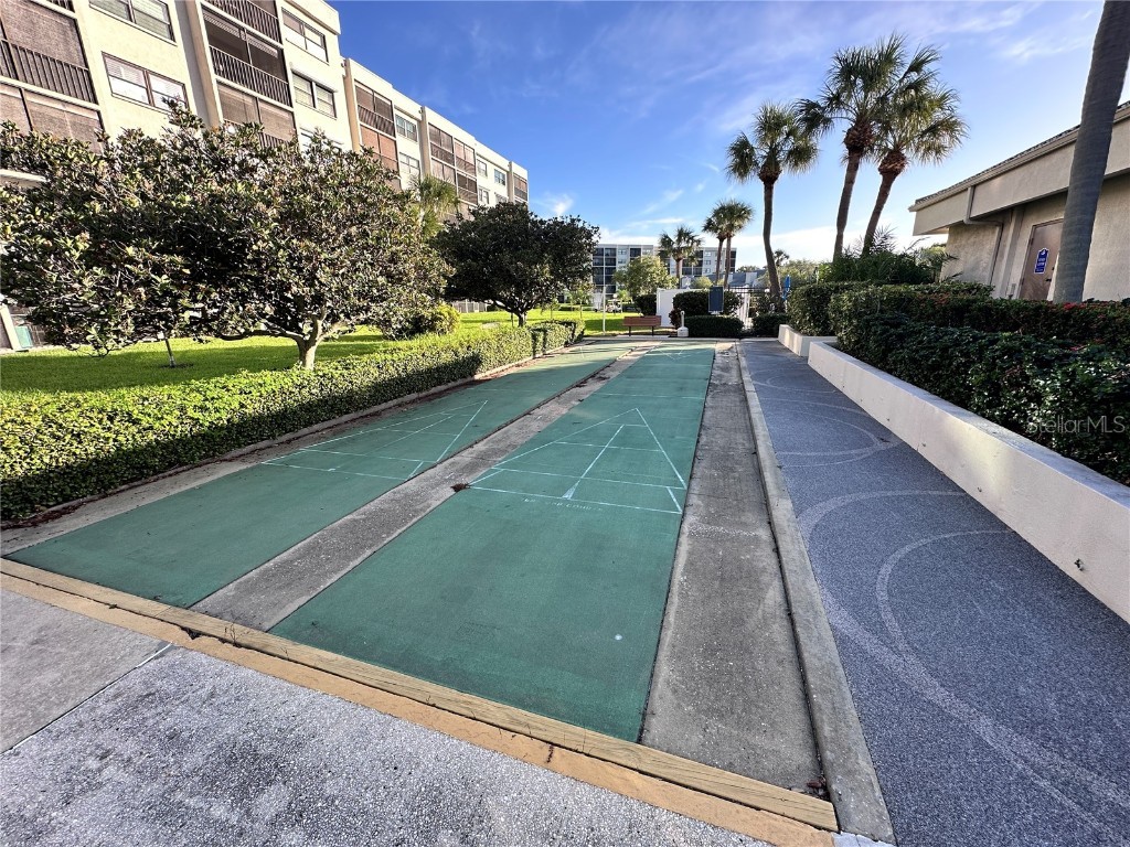 1332 Pasadena Avenue S #102 Saint Petersburg FL 33707 TB8422843 image5