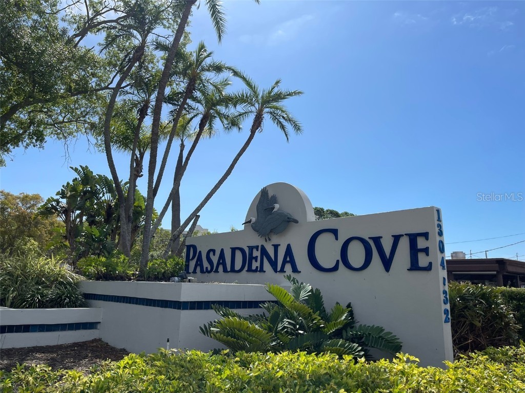 1332 Pasadena Avenue S #405 South Pasadena FL 33707 U8193966 image1