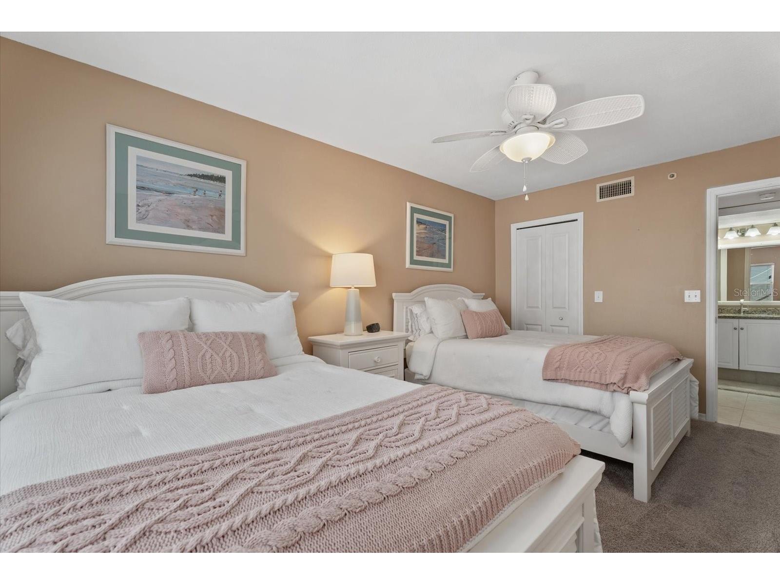 1332 Siesta Bayside Drive #1332C Sarasota FL 34242 A4689488 image35