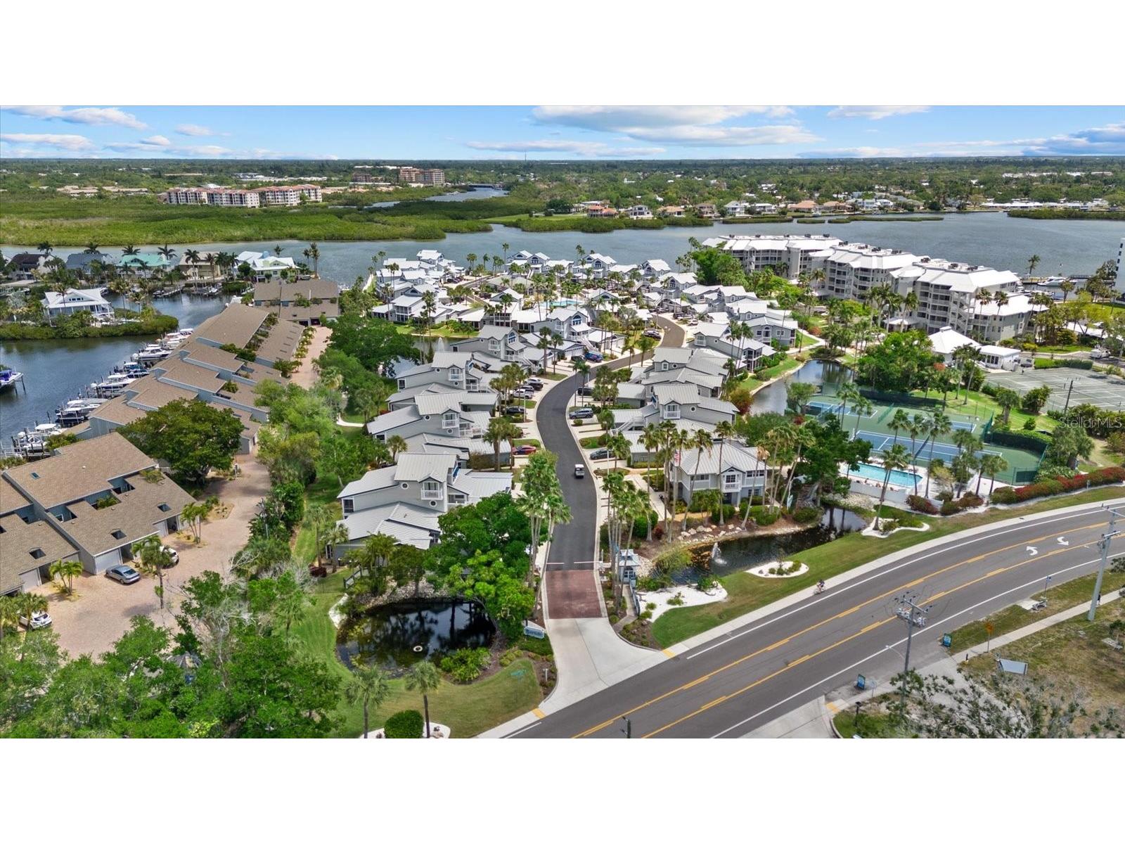 1332 Siesta Bayside Drive #1332C Sarasota FL 34242 A4689488 image40