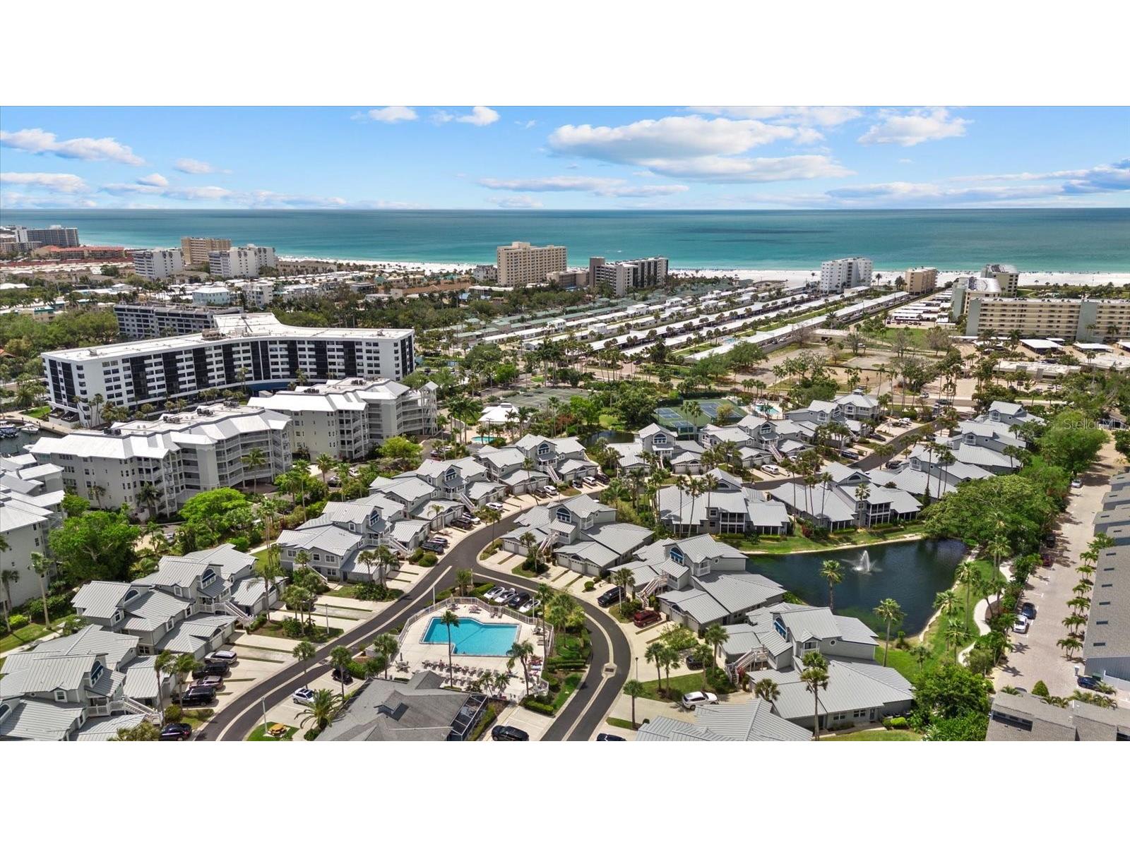 1332 Siesta Bayside Drive #1332C Sarasota FL 34242 A4689488 image42
