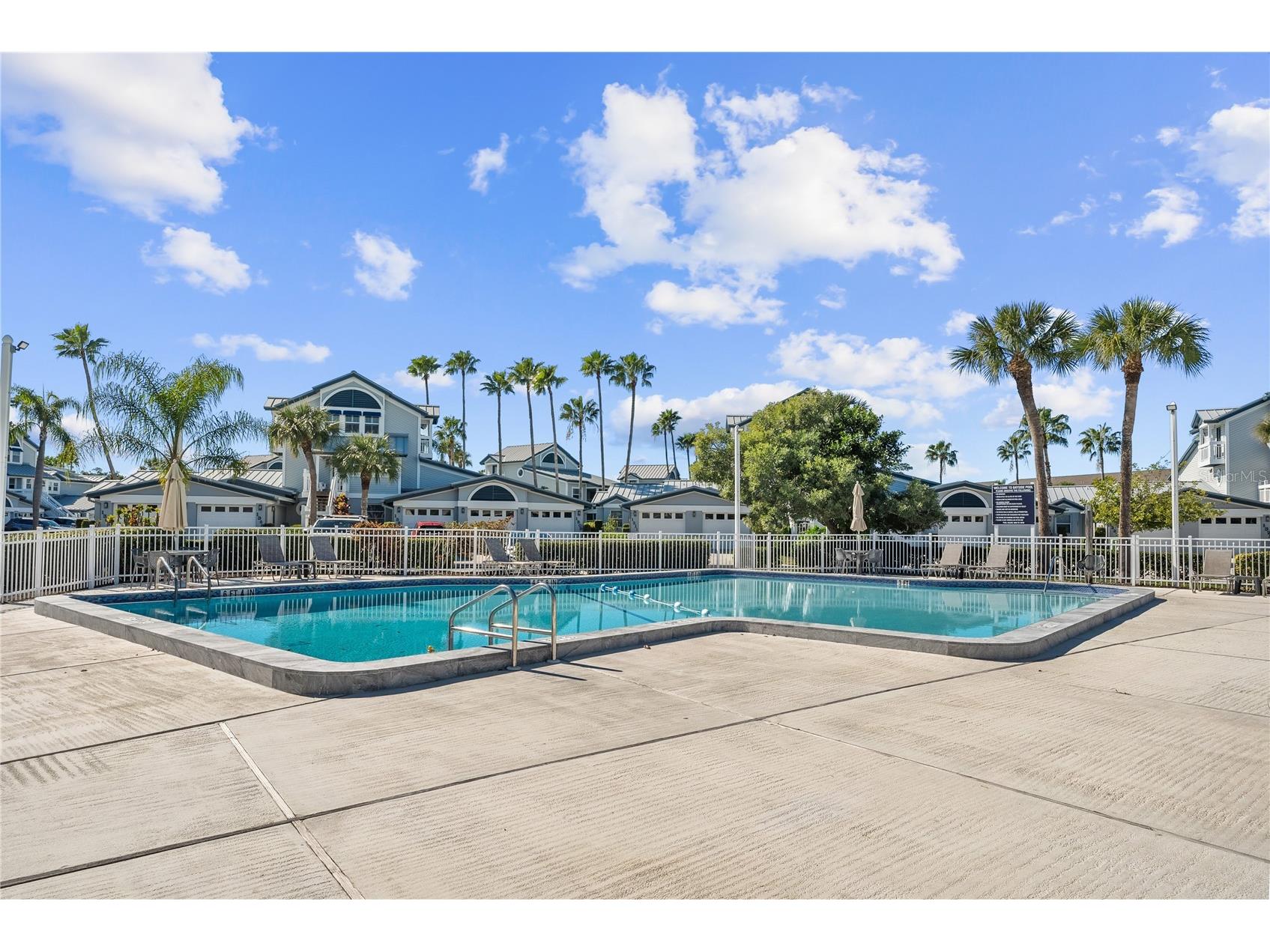 1332 Siesta Bayside Drive #1332C Sarasota FL 34242 A4689488 image54