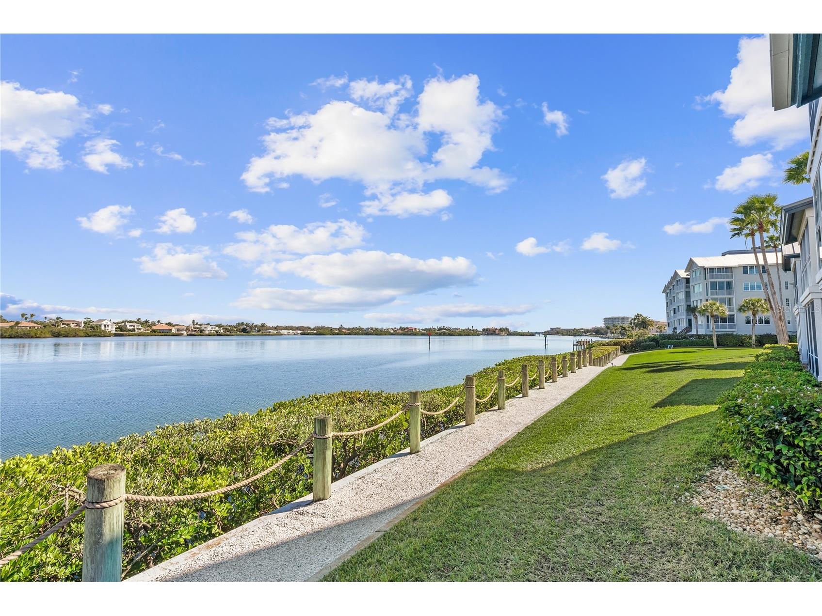 1332 Siesta Bayside Drive #1332C Sarasota FL 34242 A4689488 image61