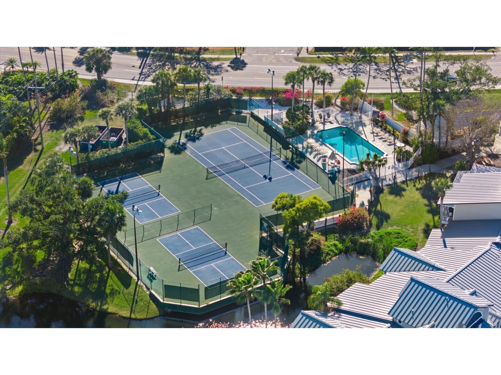 1332 Siesta Bayside Drive #1332C Sarasota FL 34242 A4689488 image71