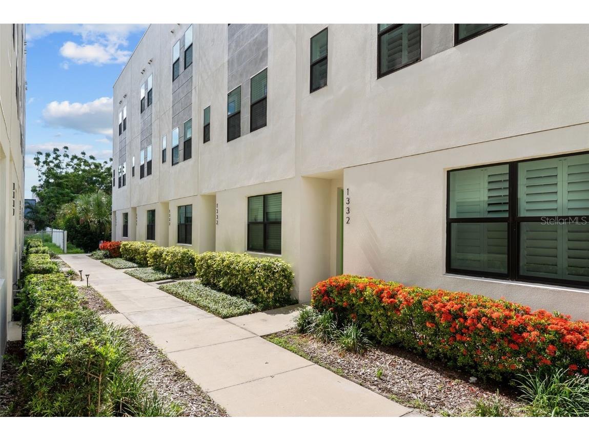1332 W Gray Street #8 Tampa FL 33606 TB8405433 image1