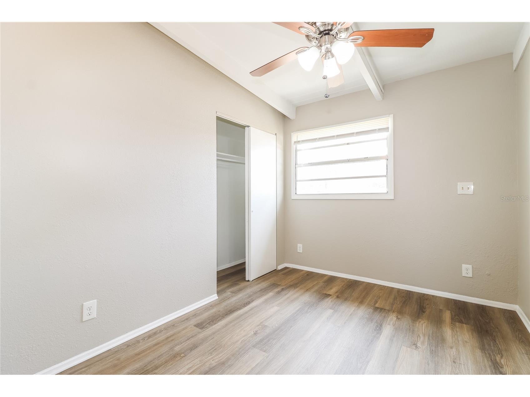 1332 Warrington Way Tampa FL 33619 TB8476162 image10