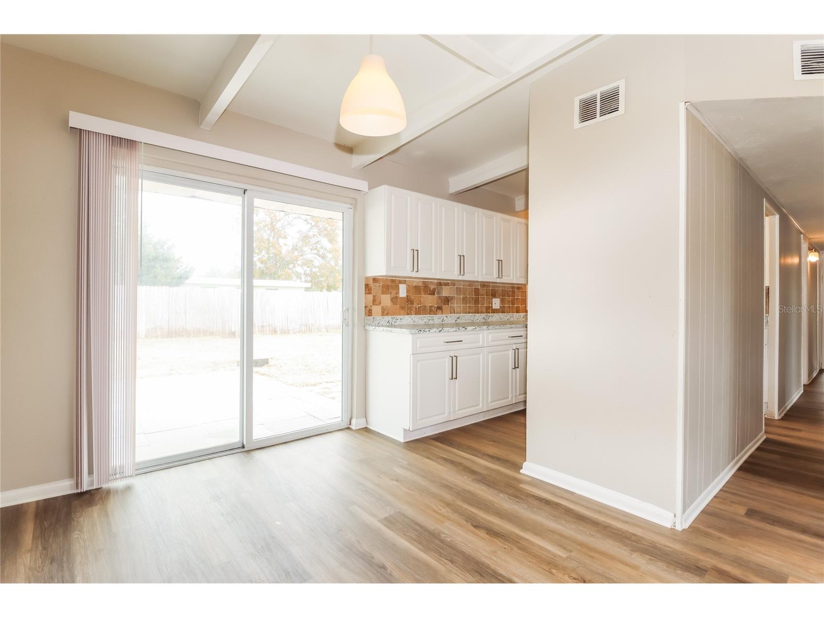 1332 Warrington Way Tampa FL 33619 TB8476162 image6
