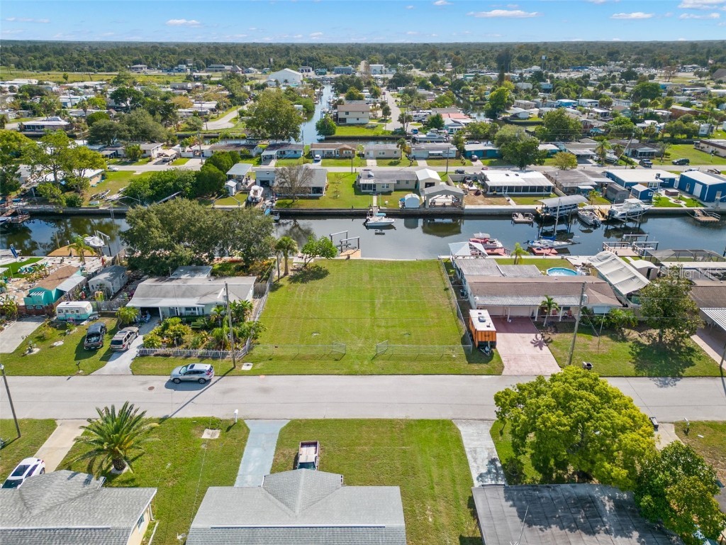 13322 Neptune Drive Hudson FL 34667 - GULF OF MEXICO U8214720 image1