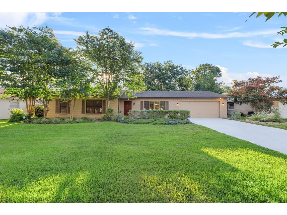 13325 Lake George Place Tampa FL 33618 T3541111 image1