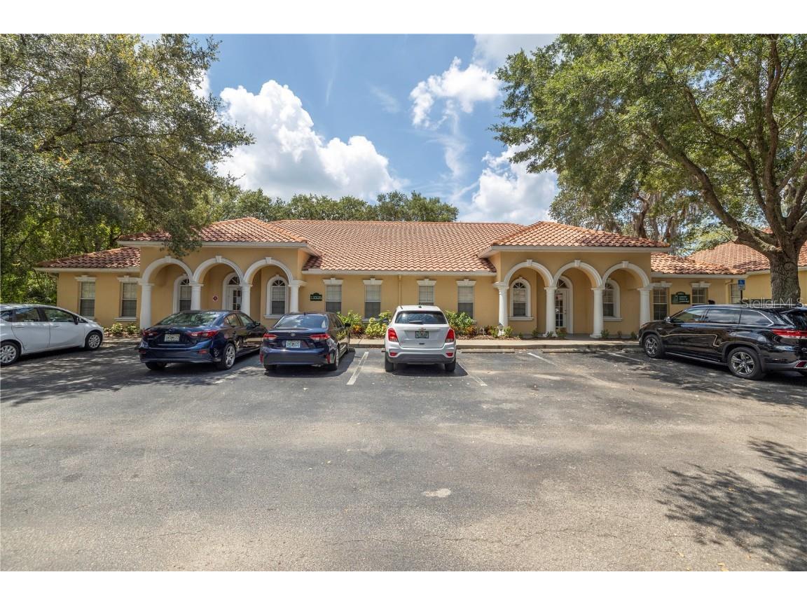 13325 N 56th Street Tampa FL 33617 U8217775 image1