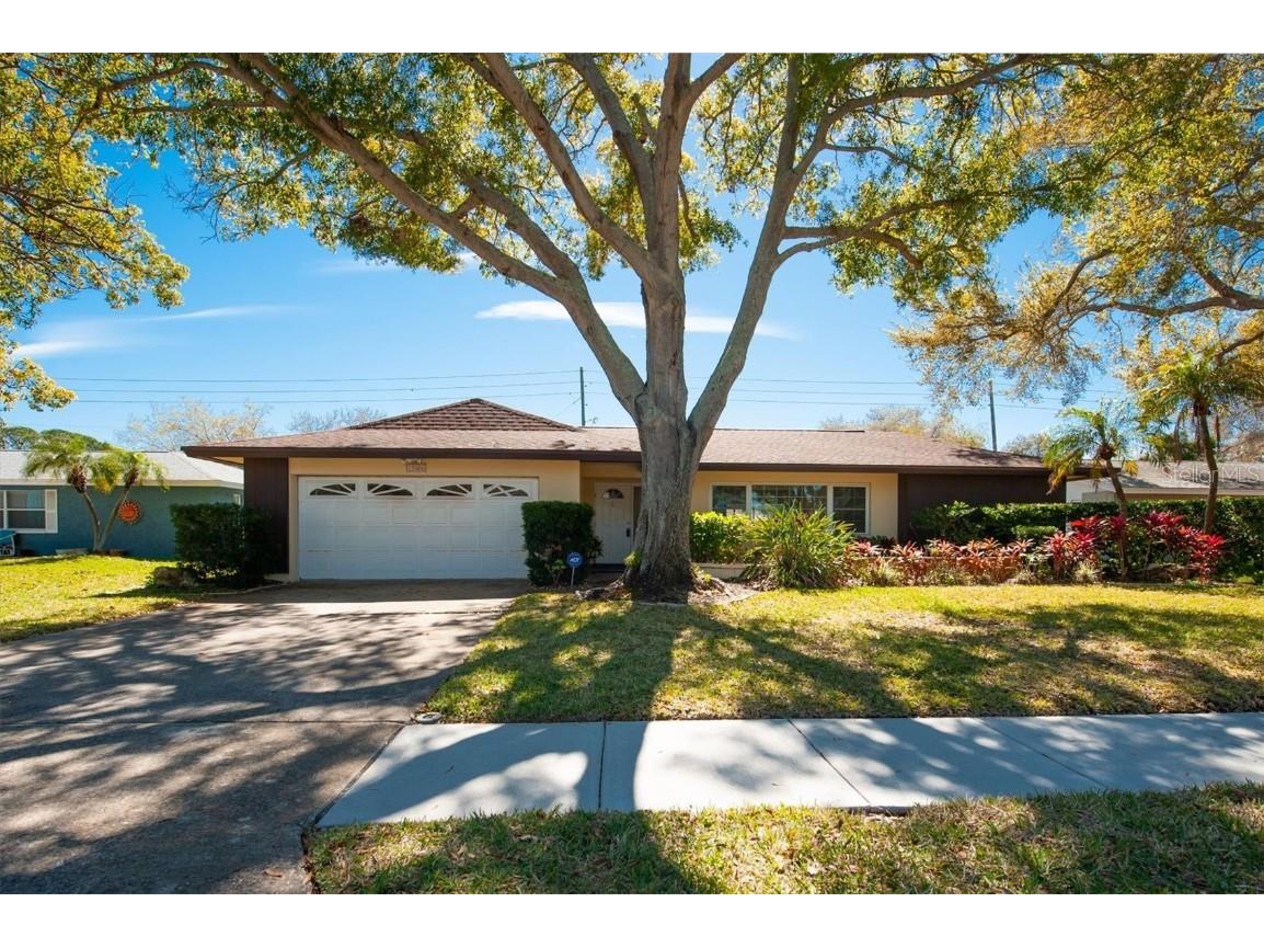 13326 75th Avenue Seminole FL 33776 U8231440 image1
