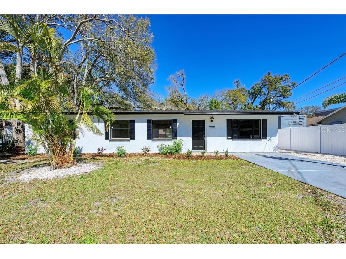 1333 16th Street Sarasota FL 34236 A4560819 image1