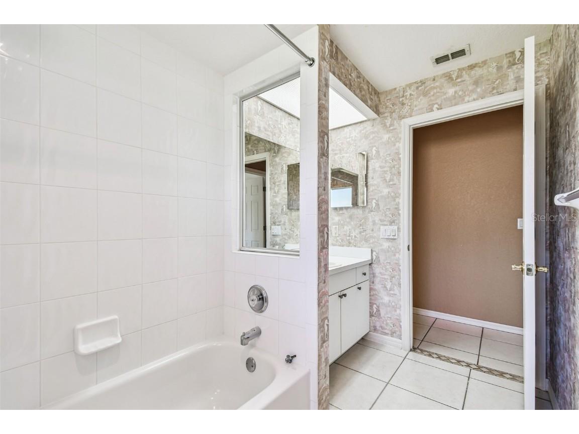 1333 Alana Court Lutz FL 33549 TB8422302 image45