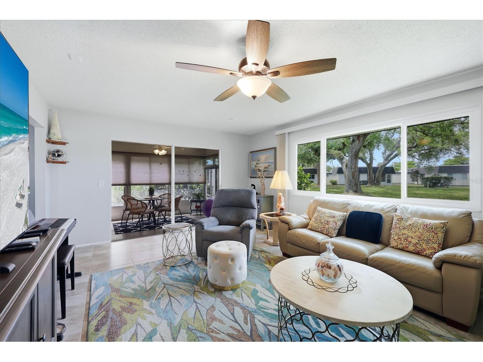 1333 Glen Oaks Drive E #135 Sarasota FL 34232 A4689392 image10