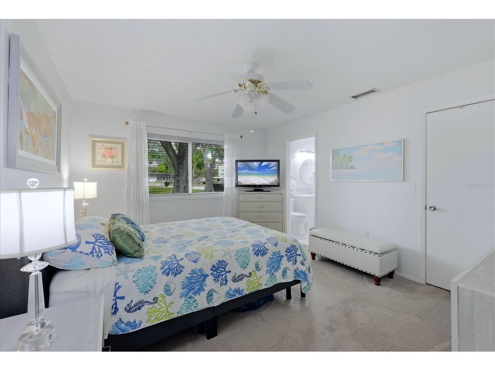 1333 Glen Oaks Drive E #135 Sarasota FL 34232 A4689392 image16