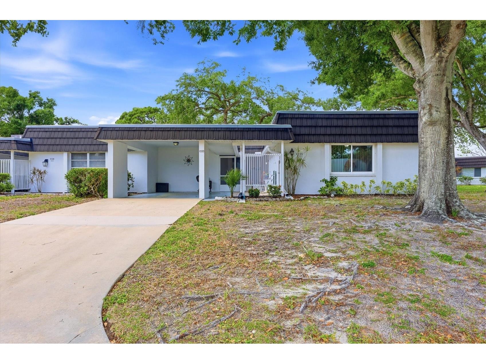 1333 Glen Oaks Drive E #135 Sarasota FL 34232 A4689392 image24