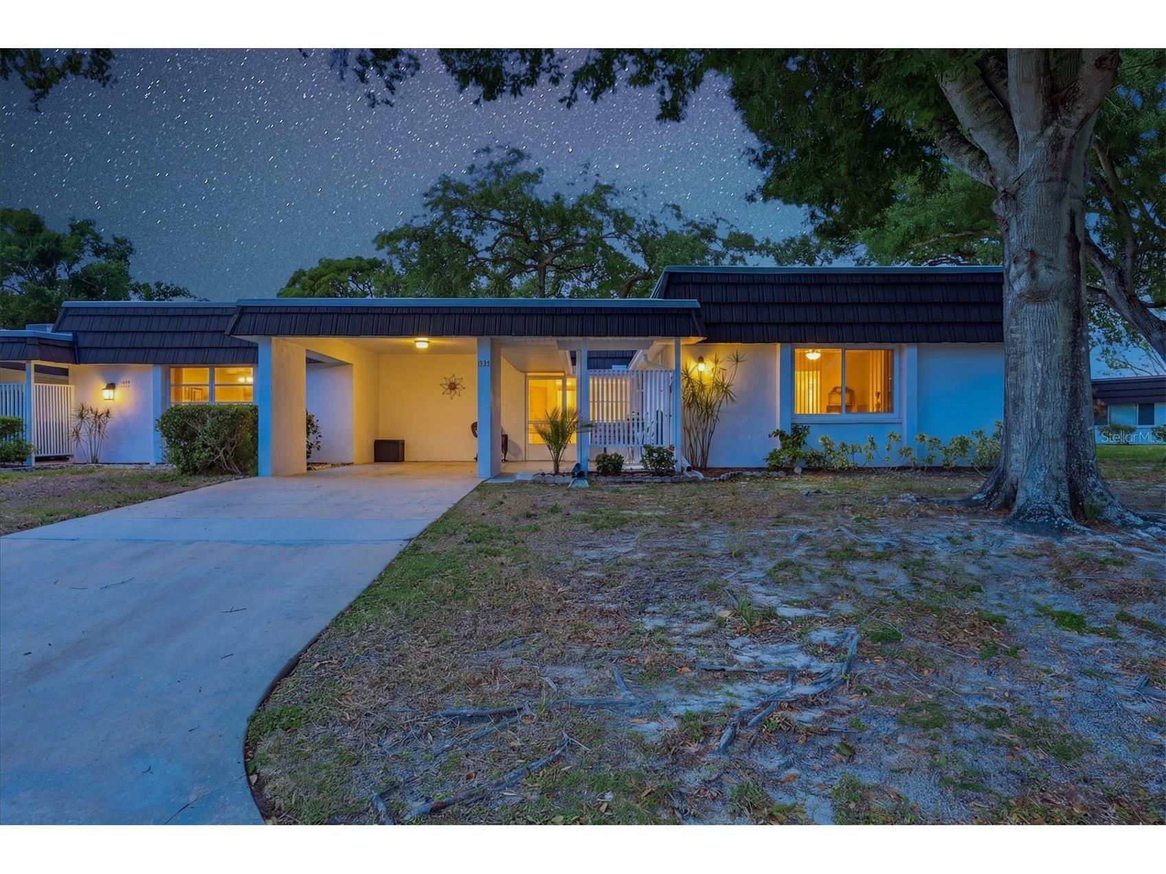 1333 Glen Oaks Drive E #135 Sarasota FL 34232 A4689392 image3