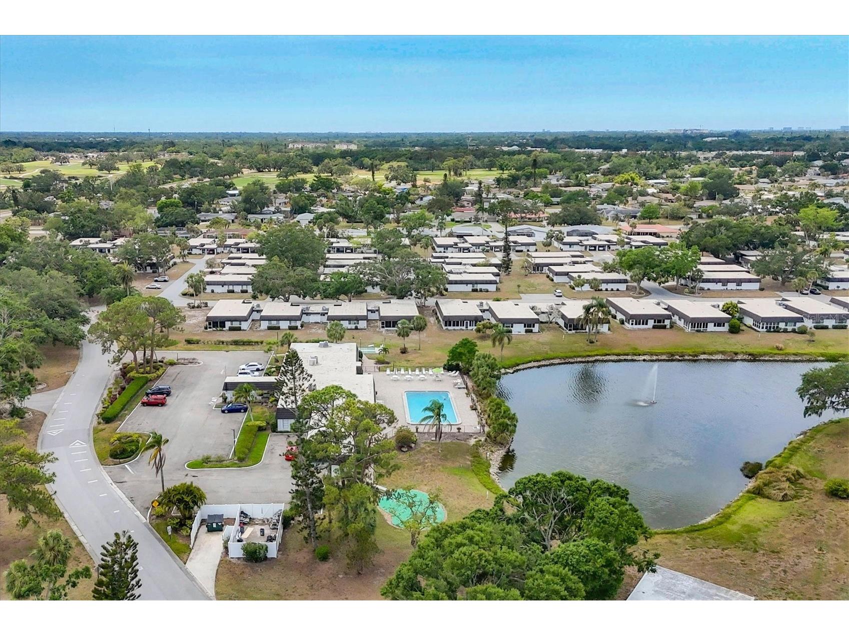1333 Glen Oaks Drive E #135 Sarasota FL 34232 A4689392 image41