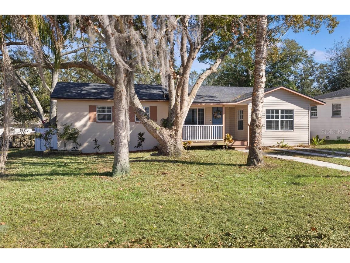 1333 Lakeview Dr Clermont FL 34711 G5091873 image1