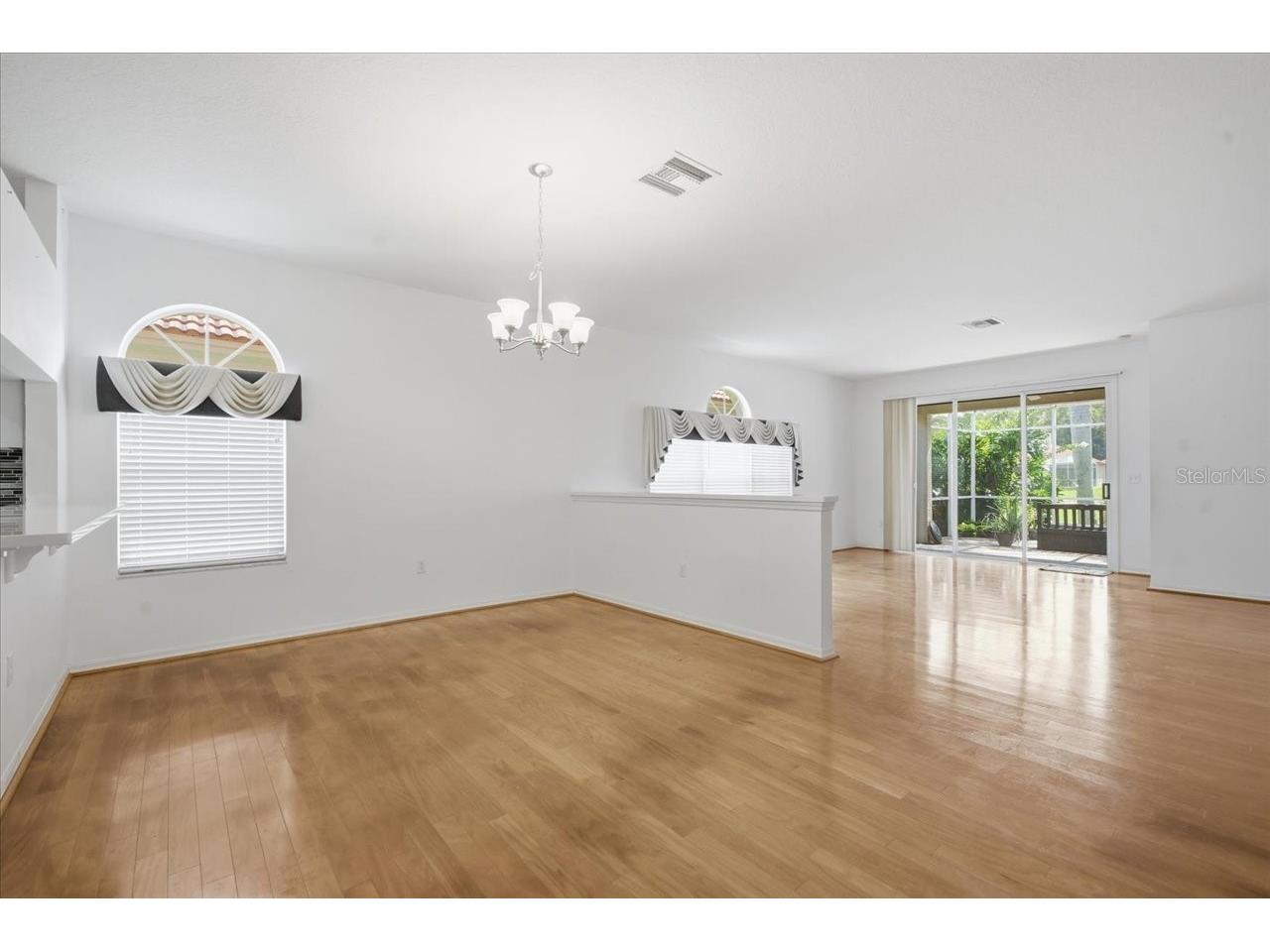 1333 Lindenwood Drive Tarpon Springs FL 34688 TB8526538 image7
