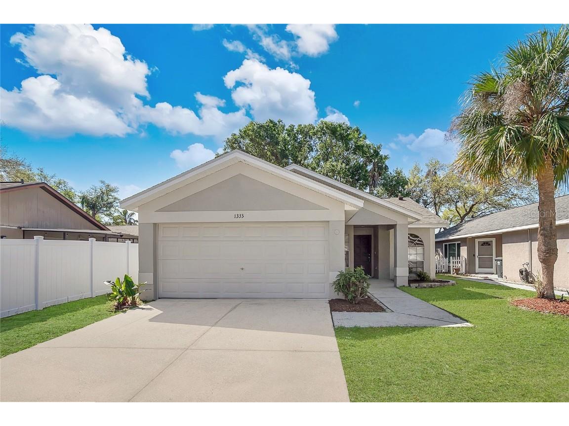 1333 Mohrlake Drive Brandon FL 33511 O6281448 image1