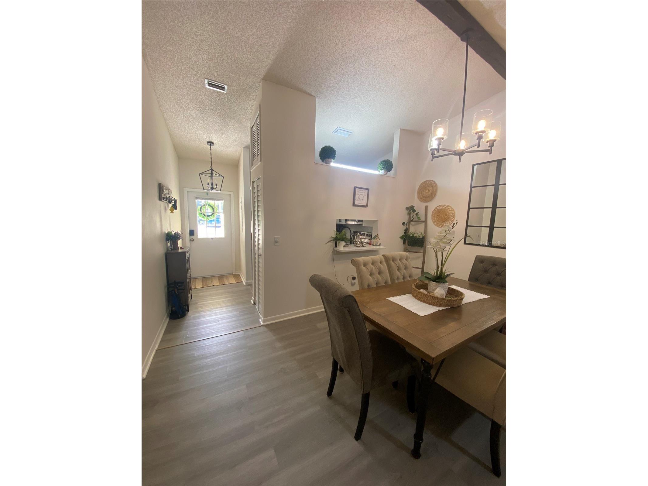 1333 Shady Pine Way #D Tarpon Springs FL 34688 TB8464204 image4