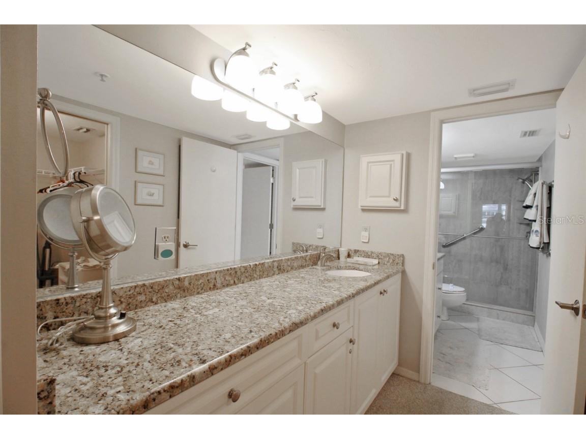 1333 Siesta Bayside Drive #1333-D Sarasota FL 34242 A4605036 image23