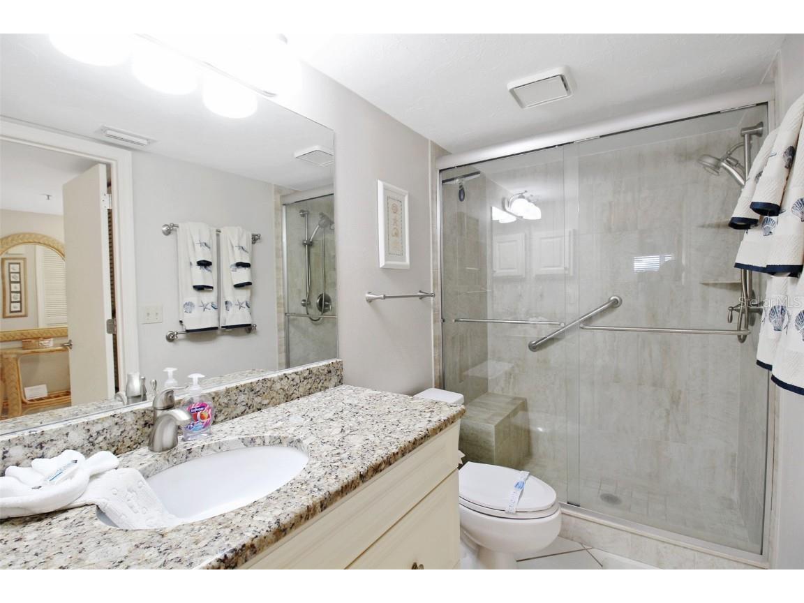 1333 Siesta Bayside Drive #1333-D Sarasota FL 34242 A4605036 image24