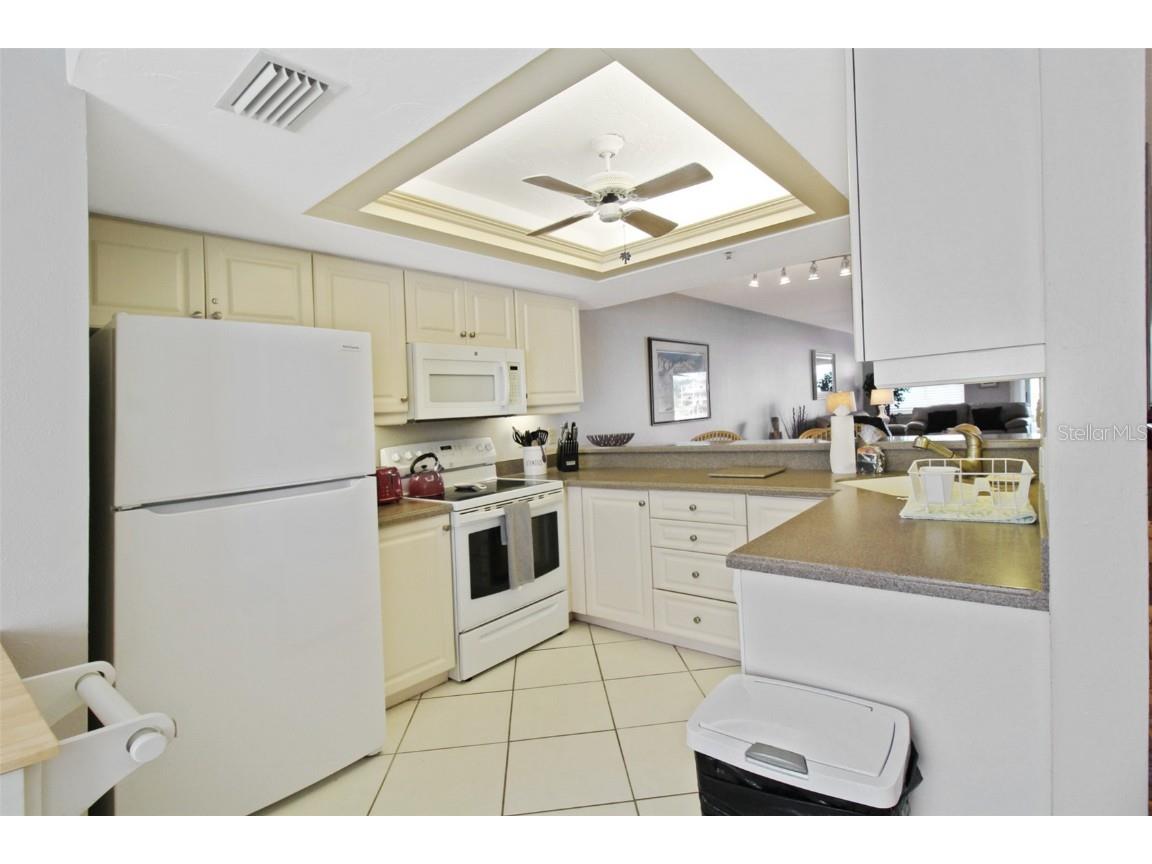 1333 Siesta Bayside Drive #1333-D Sarasota FL 34242 A4605036 image7