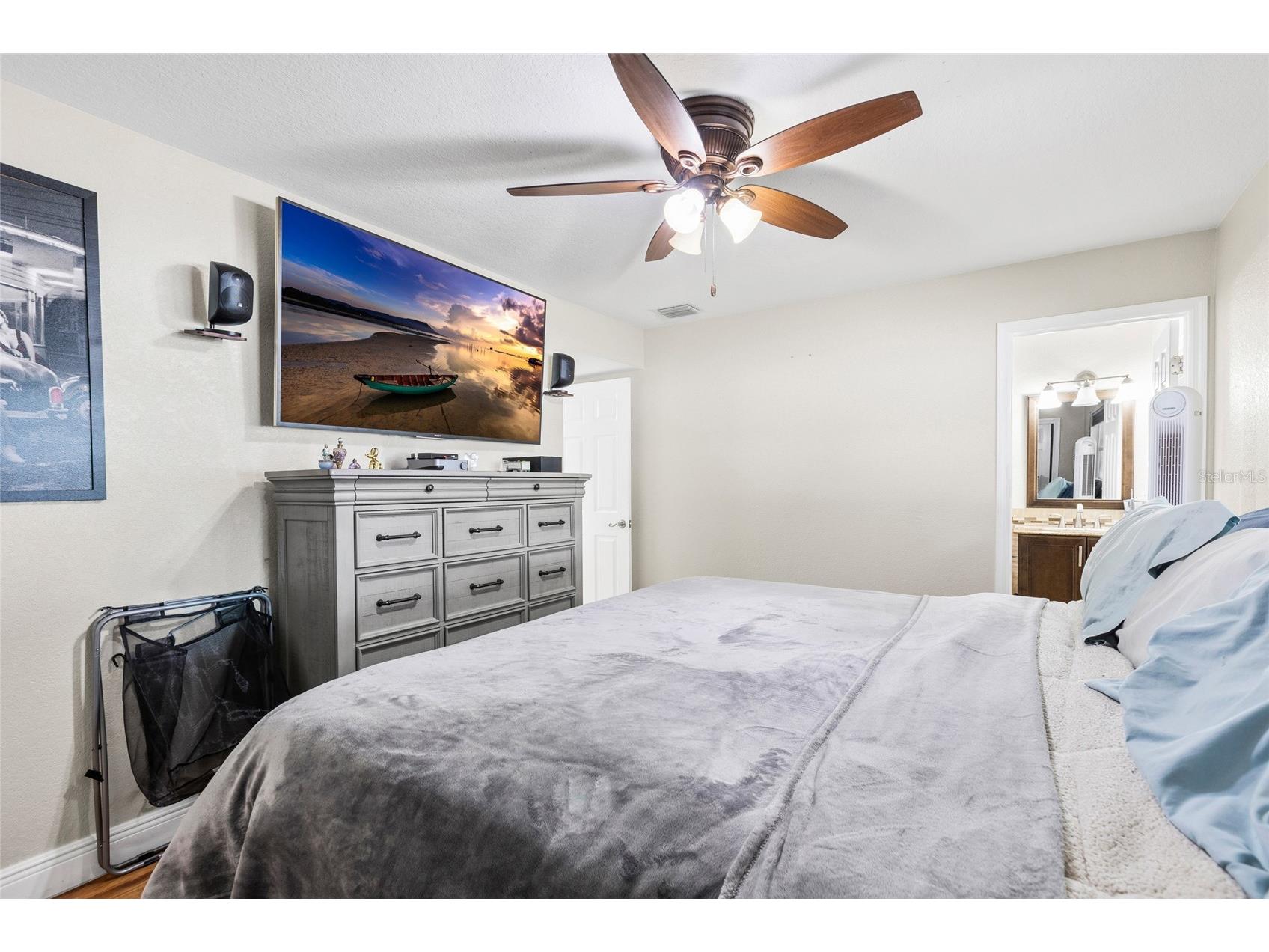 1333 Wildwood Court Dunedin FL 34698 TB8528716 image15