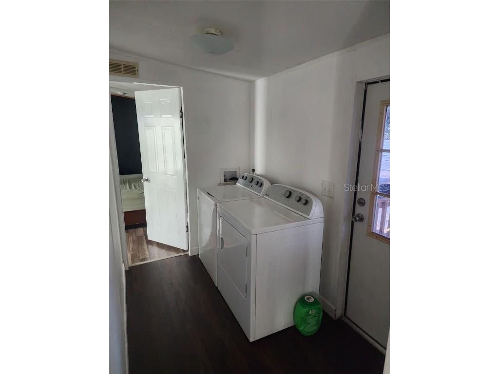 1333 Wilkinson Drive Plant City FL 33566 TB8456216 image14