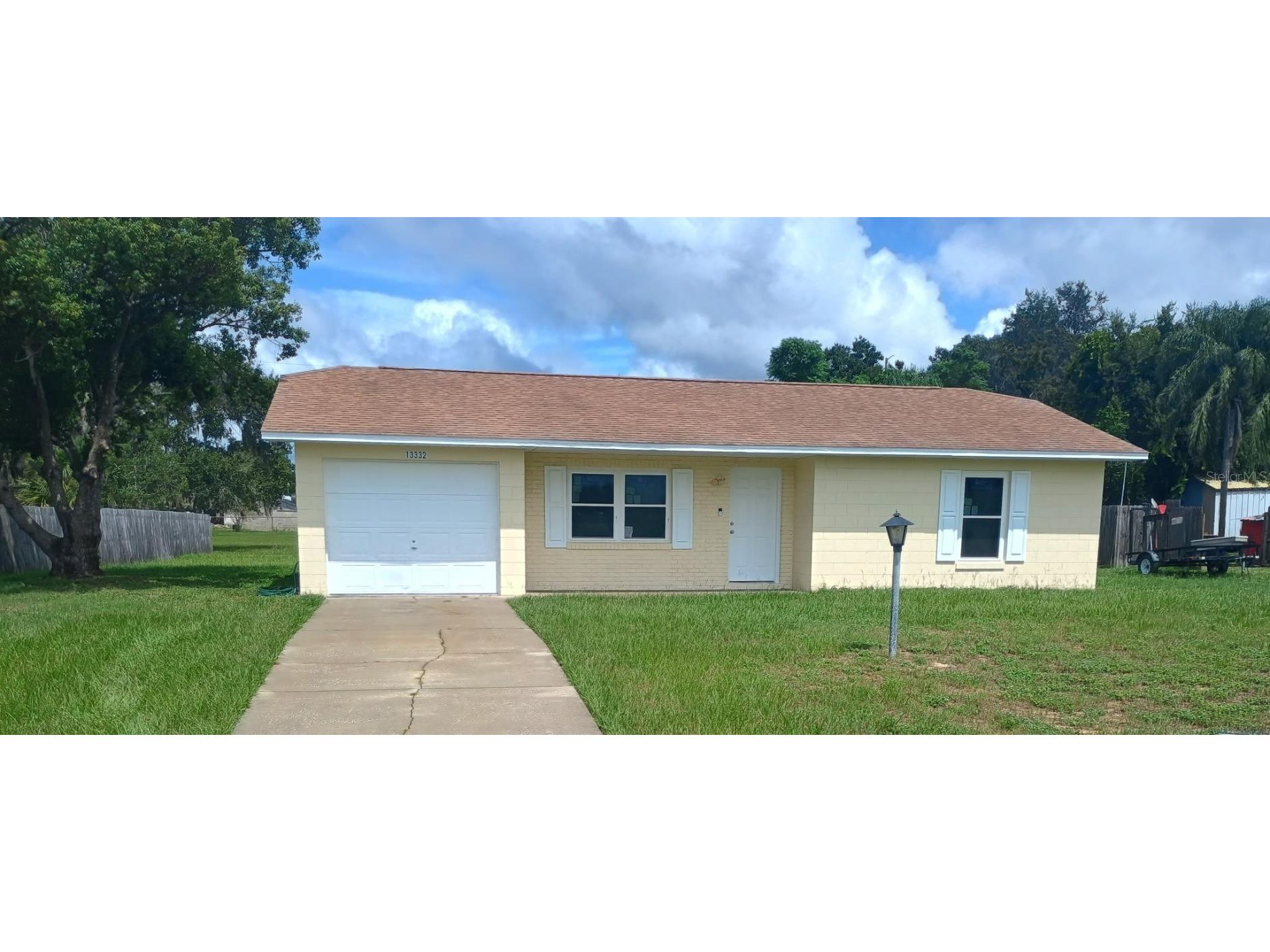 13332 Grand Terrace Drive Grand Island FL 32735 G5102295 image1